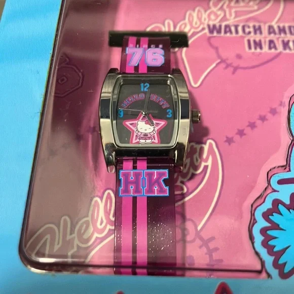 NIB Y2K Vintage 2002 Hello Kitty Cheerleader Watch and Clock Set in Keepsake Tin - Picture 3 of 8